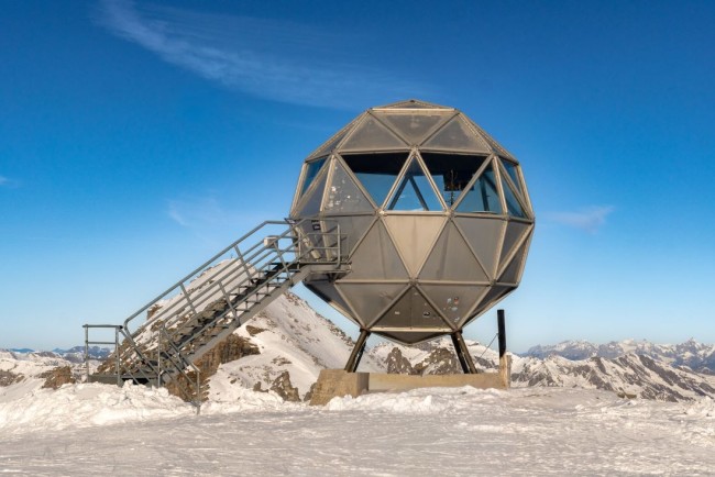 Moderne Skulptur im Skigebiet Bad Gastein, Ski amad&eacute;