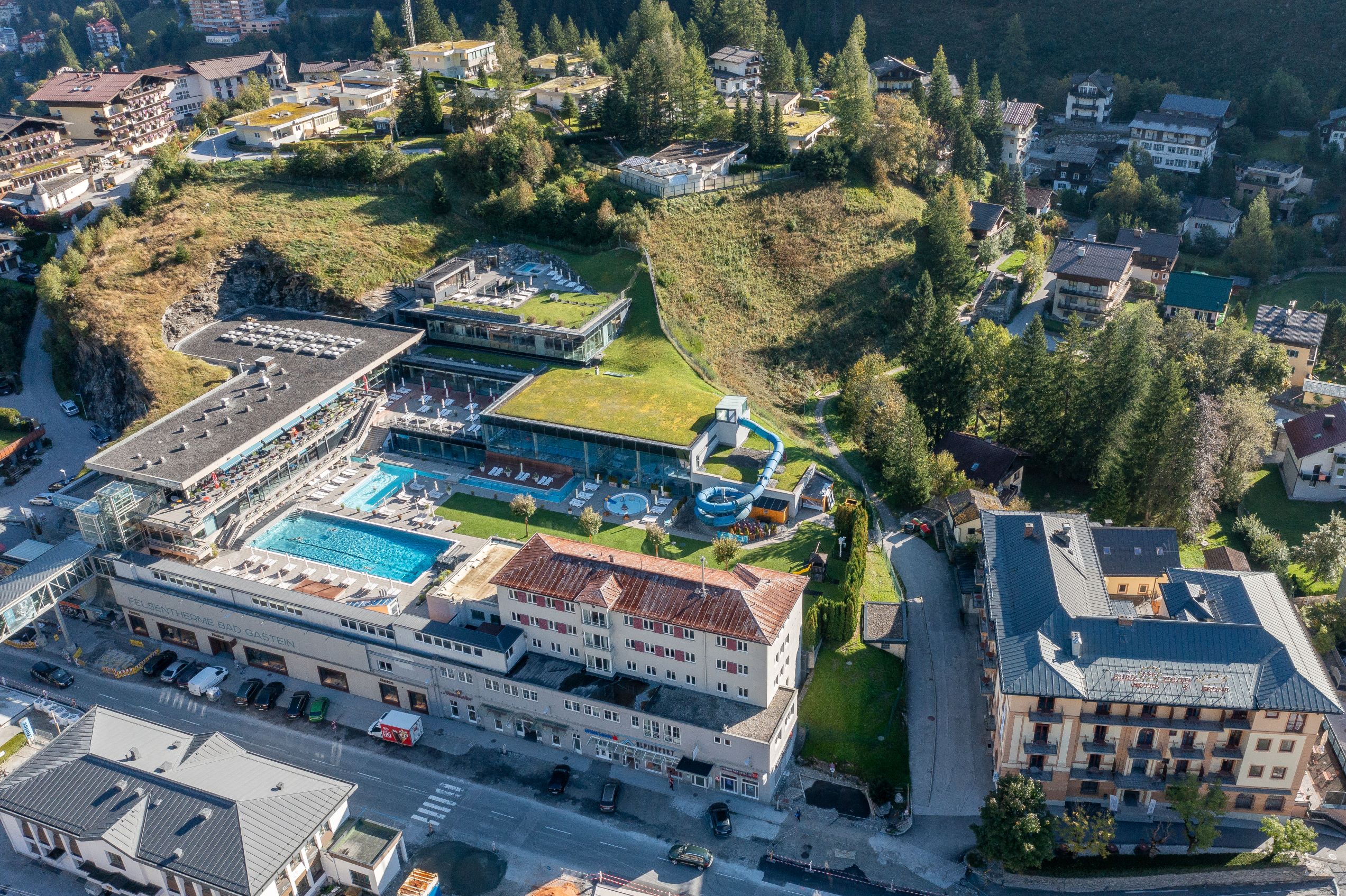 Hotel direkt an der Therme in Bad Gastein © Gerhard Michel